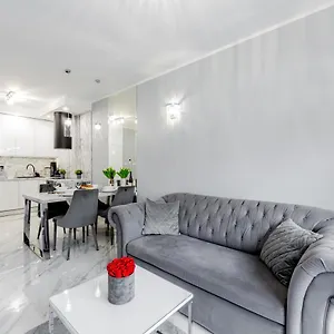 https://unique-baltic-apartments.kolobrzeghotels.com